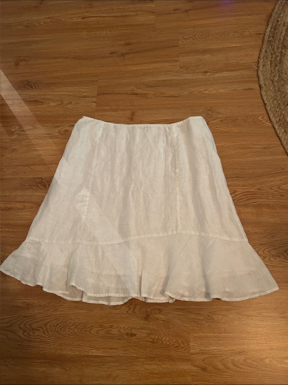 Jupe en lin blanc Isabelle Élie Couture- parfait état (taille M/ équivalent 8-10